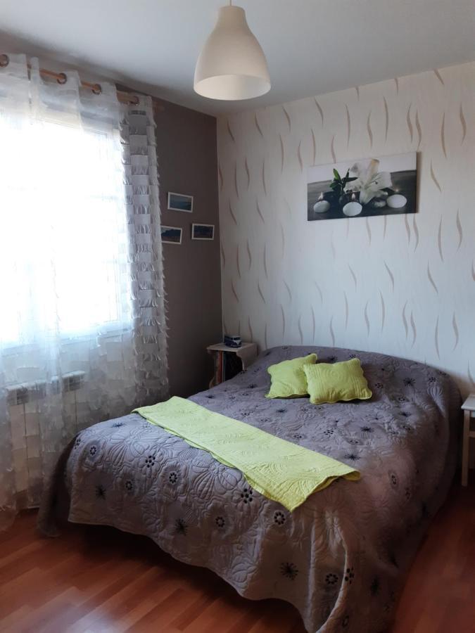 Tulipe24 Bed & Breakfast Savigne-l'Eveque Ngoại thất bức ảnh